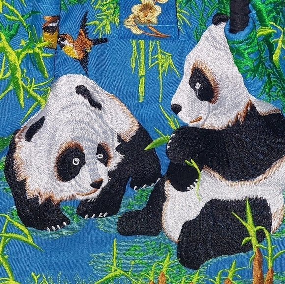 Panda Embroidered Purse Eating Bamboo Vibrant Colors - Like New Condition - Picture 3 of 8